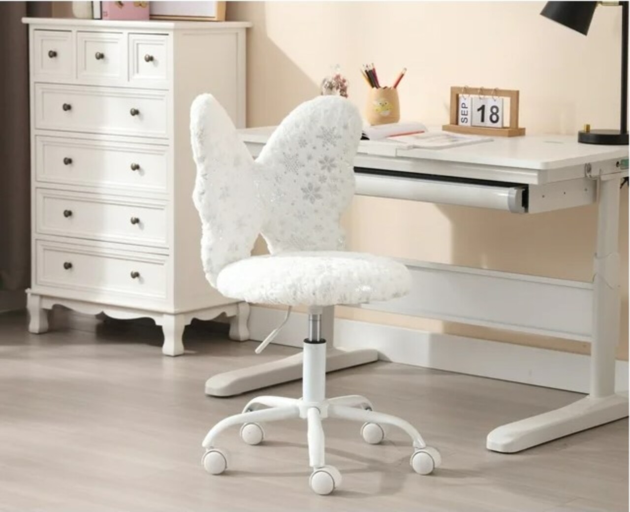 Adjustable Child Vanity Chair Swivel Task Chair Students Reading Chair for Home Bedroom School Dorm, Snowflake White Kids Desk Chair, Butterfly Faux Fur Girls Study Chair,
